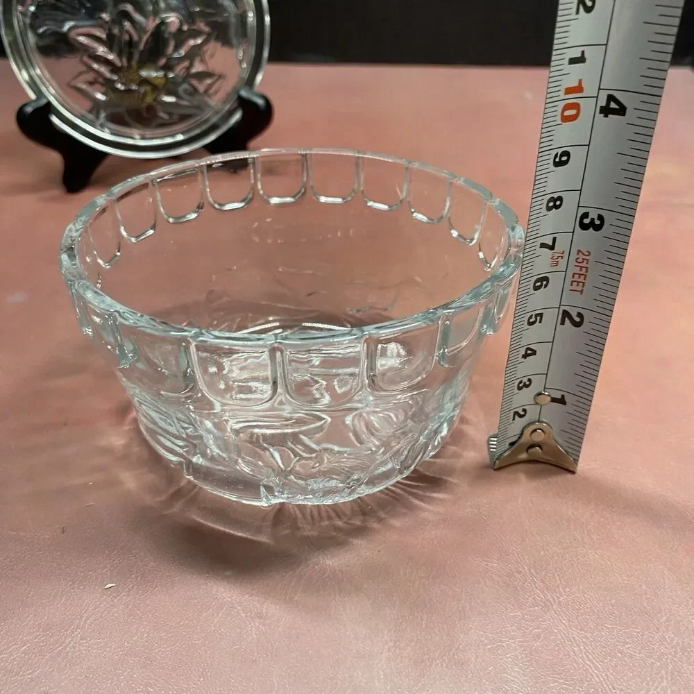Glass Candy Or Trinket Dish Raised 3D Flower Vintage 1980s with Lid